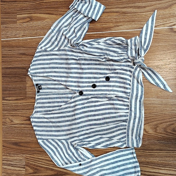 a.n.a  Ladies Navy Blue and White Size Medium Top,  Summer Tops and Blouses - Picture 1 of 6